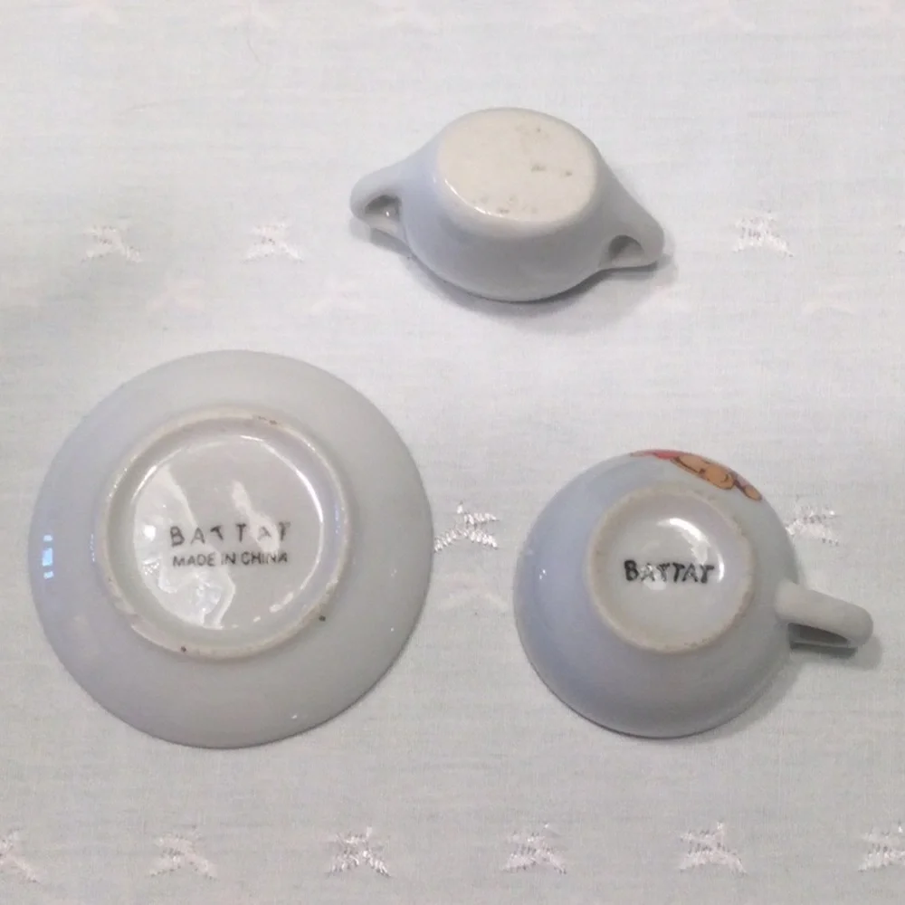 Mini Teddy Bear Saucer and Cup and White Mini Vase​